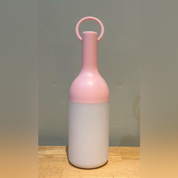 Elo Hanging lantern. Warm White LED Light. Brand New In Box. - Picture 9 of 14